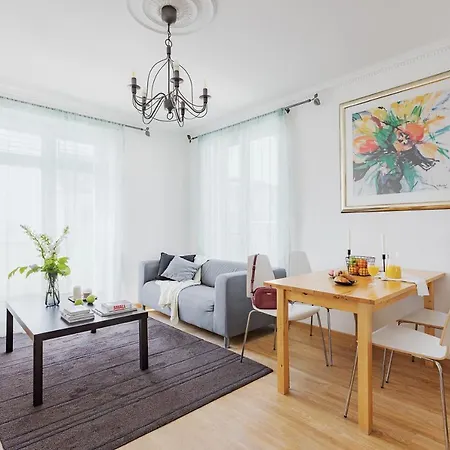 Swiss Star - Self Check-in Apartment *