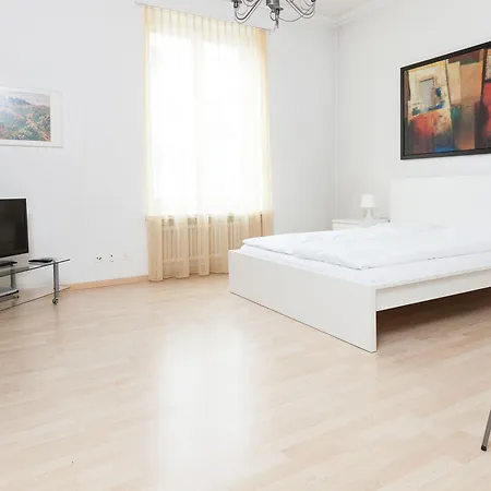 Swiss Star - Self Check-in Apartment *