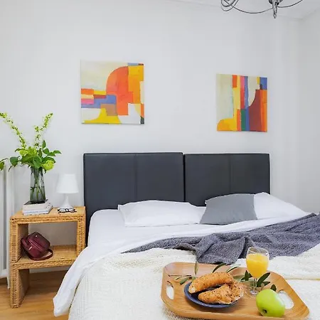 Swiss Star - Self Check-in * Ζυρίχη