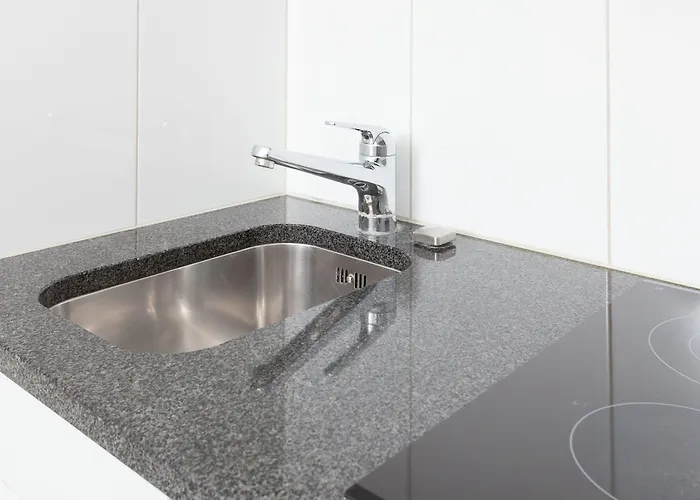 Swiss Star - Self Check-in Apartman *